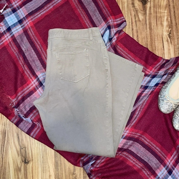 Chico’s women’s pants XL 16 ankle tan khaki stretch so slimming work casual mid - Picture 2 of 7